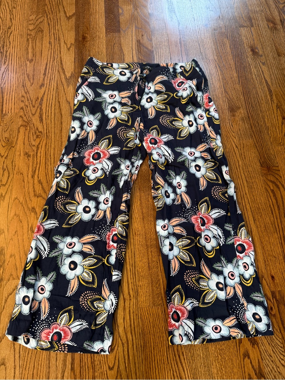 LOFT Ladies’ Navy Floral Wide-Leg Cropped Pants 24” inseam